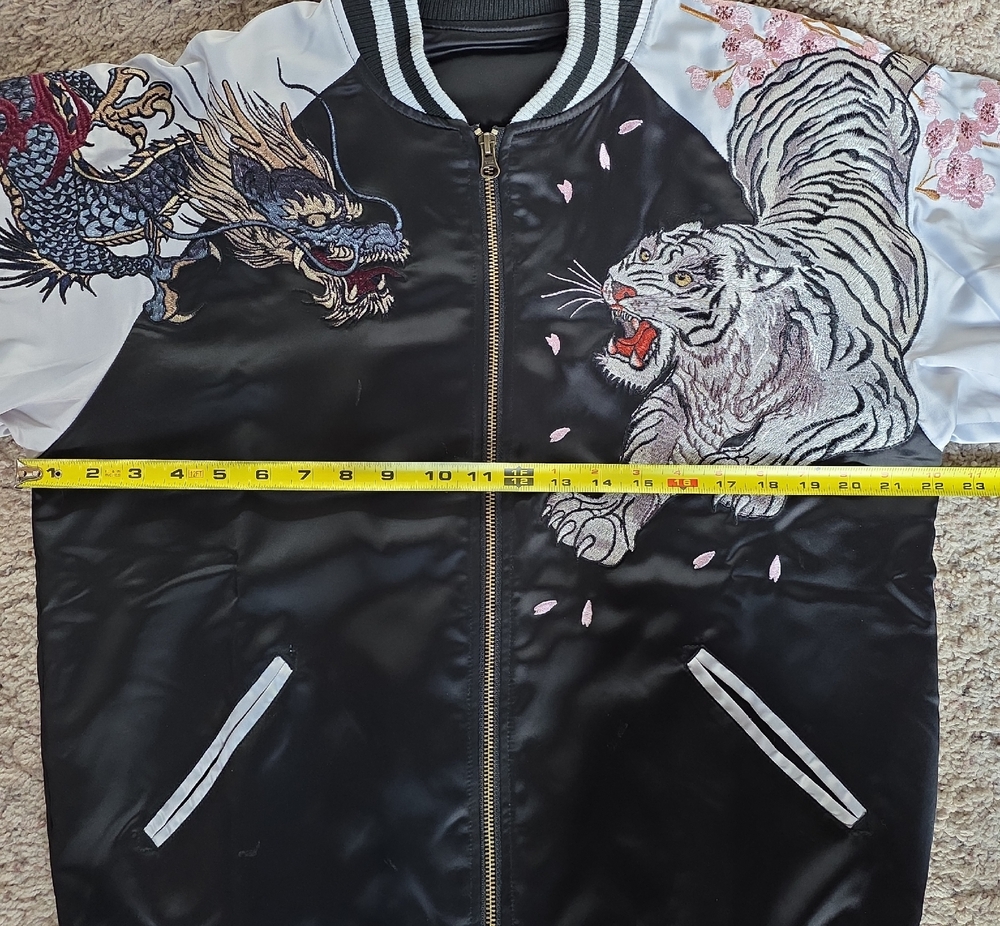 Koisea Black & Silver Embroidered Dragon Tiger Bomber Jacket - Picture 8 of 10